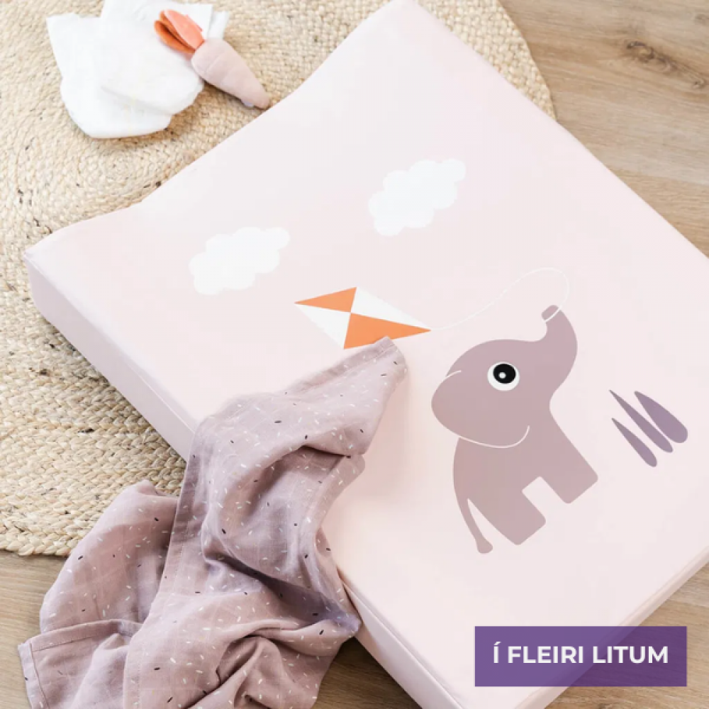 Done By Deer skiftipúta Playground